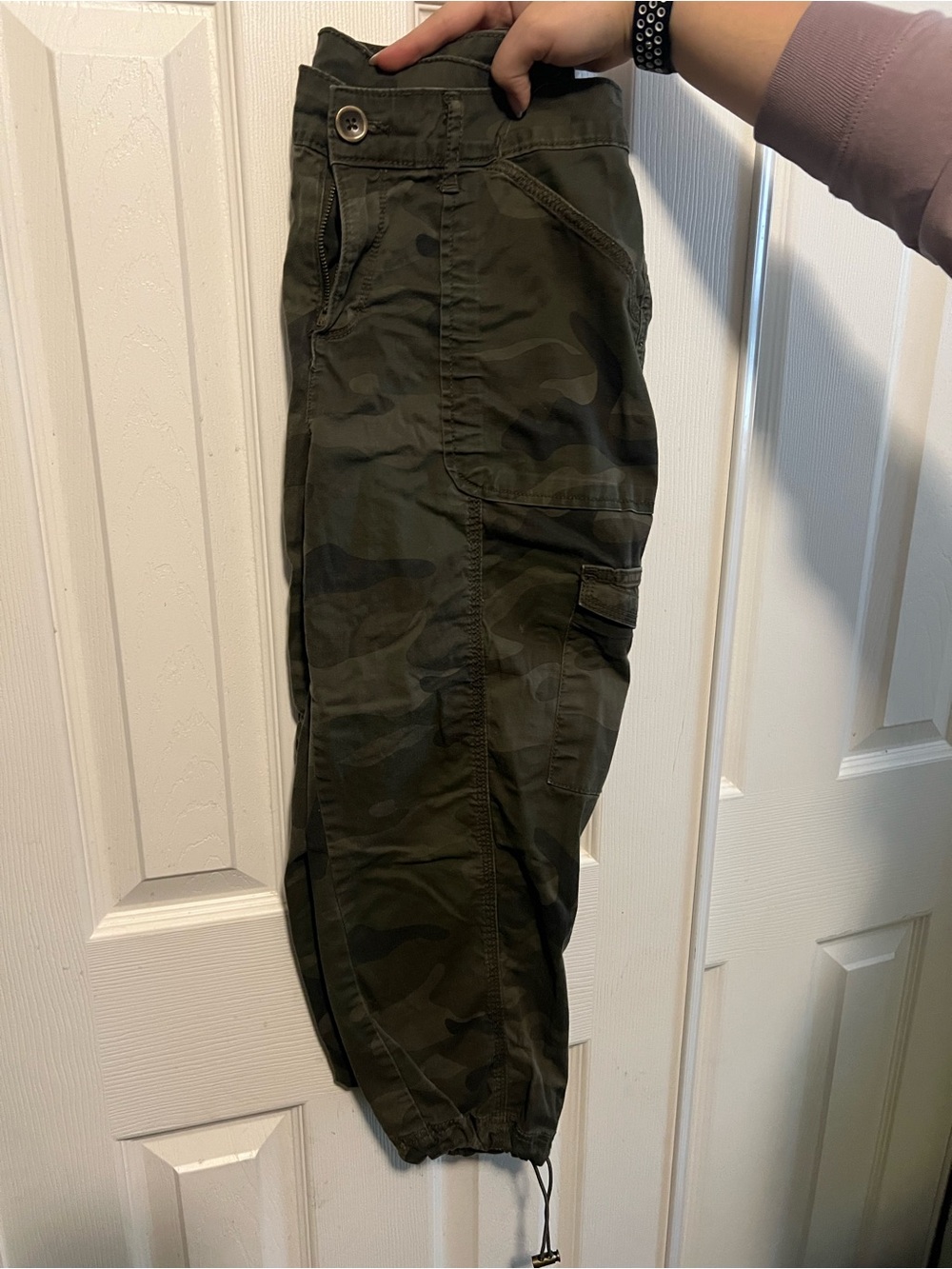 Time and Tru Women's Olive Camo Cargo Jogger Pants